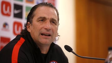 Futbol, conferencia de prensa de Juan Anttonio Pizzi
 El entrenador de la seleccion chilena Juan Anttonio Pizzi habla con los medios de comunicacion durante la conferencia de prensa en el hotel Renaissance de Sao Paulo, Brasil.
 09/10/2017
 Andres Pina/Ph