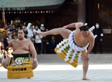 Ritual de Año Nuevo en el santuario Meiji