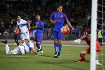 Católica se quedó con el clásico frente a la U en la Copa Chile