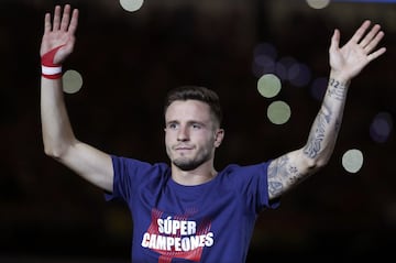 El Atlético celebró la Supercopa de Europa con su afición