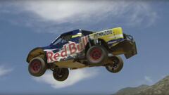Red Bull: un salto de 101 metros al volante de... ¡Una camioneta!