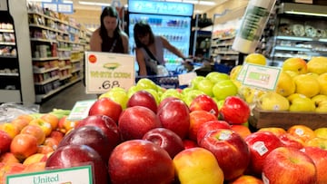This Iowa town will see its only grocery store closed by the end of May, and it is far from the only community losing access to facing its major loss.