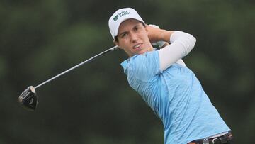 SPRINGFIELD, NEW JERSEY - JUNE 23: Carlota Ciganda of Spain hits a tee shot on the 14th hole during the second round of the KPMG Women's PGA Championship at Baltusrol Golf Club on June 23, 2023 in Springfield, New Jersey.   Andy Lyons/Getty Images/AFP (Photo by ANDY LYONS / GETTY IMAGES NORTH AMERICA / Getty Images via AFP)