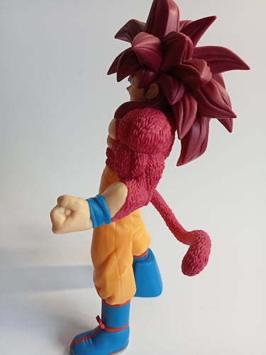 Goku Super Saiyan 4 de 'Dragon Ball Daima' por Banpresto