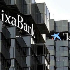 CaixaBank elimina la tarjeta de débito gratuita a los clientes de Bankia