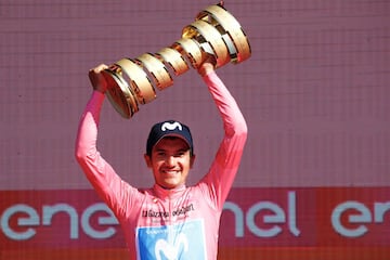 Richard Carapaz ya es un Grande del ciclismo. El ecuatoriano ha ganado la primera Gran Vuelta de su carrera deportiva tras subir a lo más alto del podio en el Giro de Italia 2019.

