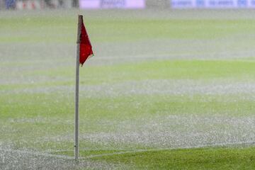 Así lució la cancha de Rayados ante la fuerte lluvia