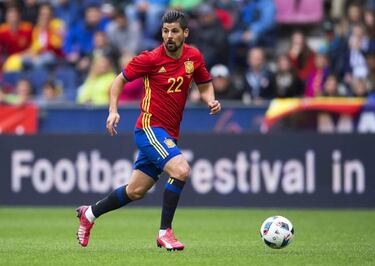 Villa: "Spain are favourites but need to prove themselves"
