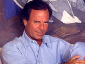 Portrait of the singer Julio Iglesias. (Photo by Alvaro Rodriguez/Cover/Getty Images)