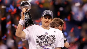 Segunda aparición de Eli Manning en el Super Bowl en contra de los Patriotas y segunda victoria para el quarterback de los Giants. El mariscal lanzó 30 pases completos de 40 para 296 yardas, un touchdown y ninguna intercepción, adjudicándose el título de Most Valuable Player (MVP).