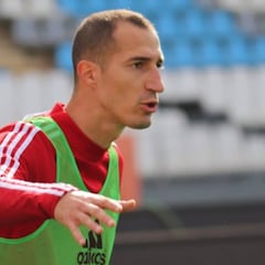 Petrovic: "Se puede perder, pero no como unas chicas"