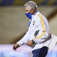 Arremete 'Tuca' contra el arbitraje: 'Hoy se equivocaron y quisieron equivocarse'