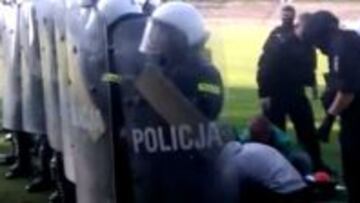 Protestas en Polonia tras la muerte de seguidor de fútbol