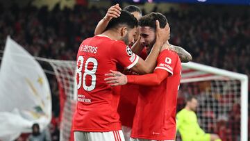 Rafa Silva regala su MVP a Gonçalo Ramos