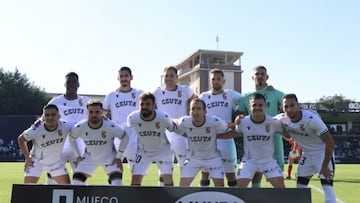 Once del Ceuta ante el Burgos.