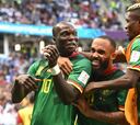 Aboubakar rescata a Camerún y sorprende a la Serbia de Stojkovic