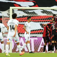 Colo Colo revive el sufrimiento y tropieza ante Paranaense en Brasil