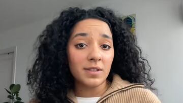 La discriminación lingüística se denomina glotofobia y fue acuñado por el lingüista francés Philippe Blanchet en el año 2016.