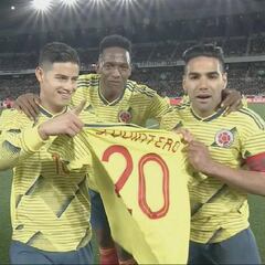 Falcao anota ante Japón y dedica su gol a Juan Fernando Quintero