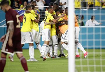 La Selección Colombia dirigida por el técnico encargado, Arturo Reyes, venció a la Venezuela de Rafael Dudamel en partido amistoso jugado en Miami