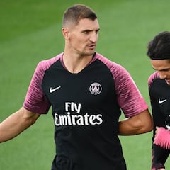 Cavani y Meunier se niegan a firmar una extensión de sus contratos con el PSG