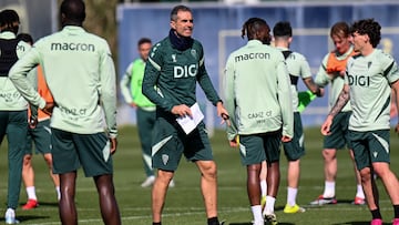 Garitano en un entrenamiento con el Cádiz.