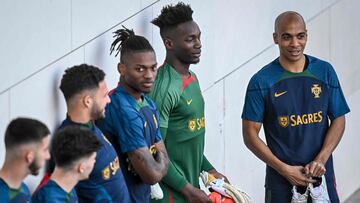La Federaci車n lusa condena los silbidos a Joao Mario y Le?o en el partido de Portugal