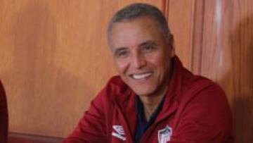 Alexis Mendoza va por el doblete; ya tiene en sus manos la Copa Águila y ahora buscará la Liga ante Nacional