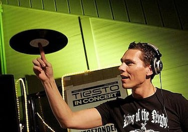 DJ Hero contará con la presencia de Tiesto