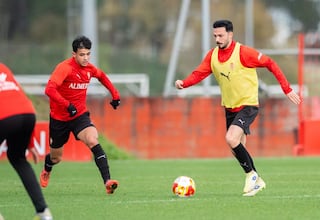 Tres bajas en la convocatoria para recibir al Granada en El Molinón