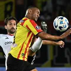 Pereira lucha y empata con Colo Colo en su debut en Libertadores