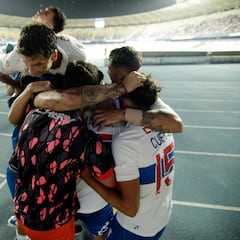 Los héroes de la UC