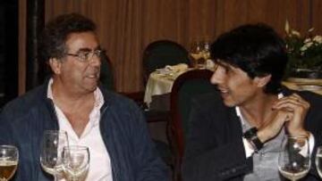 <b>SOLUCIÓN MOMENTÁNEA. </b>Enrique Ortiz y Sergio Fernández, durante una comida esta temporada.