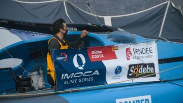 Didac Costa en el momento de la salida de la Vend&eacute;e Globe 2019 2020.