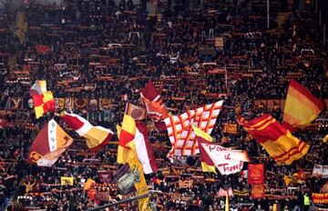 AS Roma fans celebrate the victory after the UEFA Champions League Round of 16 Second Leg match between AS Roma and Shakhtar Donetsk at Stadio Olimpico on March 13, 2018 in Rome, Italy.