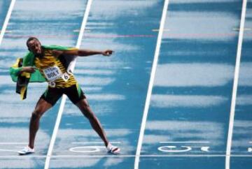 Usain Bolt después de ganar los 100m en el Campeonato Mundial de la IAAF 2013 en el estadio Luzhniki de Moscú el 11 de agosto de 2013.