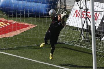 El portero titular de este Mundial disputó los cuatro partidos. Hoy es el guardameta titular de Deportes La Serena, club con el que consiguió el ascenso a Primera División a principios de este 2020.