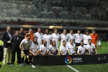 Este viernes se celebró el duelo entre Leyendas de la selección mexicana y las leyendas de la Liga de España. Aquí las mejores imágenes.