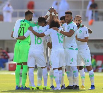 Cinco partidos son los que hasta el momento ha disputado México contra Arabia Saudita. Los aztecas tienen 13 goles a favor y le han encajado en dos veces. 