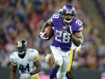 Minnesota Vikings: El fin de la era Adrian Peterson. El jugador se encuentra sin equipo, pero los Vikings ya le han buscado un sustituto. Uno de los mejores corredores de la historia se separa de que ha sido su única casa en la NFL.