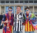 Buen ambiente entre las aficiones de Barça y Juventus
