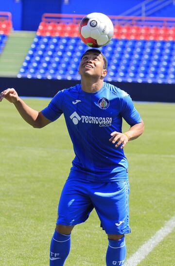 El futbolista ecuatoriano es un fichaje que ilusiona a la afición azulona.
