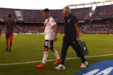 El 17 de marzo de 2019, Quintero sufrió una lesión de ligamento cruzado que interrumpió ese gran momento que lo llevó a convertirse en ídolo de River. Ante Independiente sufrió dos golpes y, aunque salió caminando, estuvo por fuera de las canchas durante siete meses. Desde ahí su nivel no volvió a ser el mismo y perdió protagonismo. Sin embargo, seguirá siendo aplaudido en el Monumental.