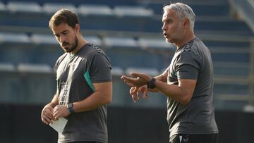 Sergio Pellicer, durante un entrenamiento del Málaga.