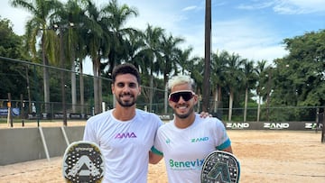 Los jugadores de tenis playa Antomi Ramos  y Hugo Russo