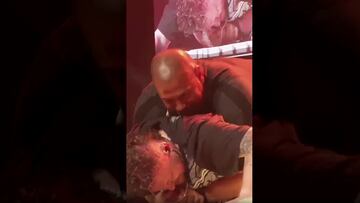 Yasmani Acosta sube al escenario de ‘Tomás Va a Morir’, lo invitan a pelear y nadie esperó este final: fractura de costilla