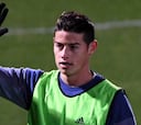 James juega la mitad con Zidane que con Ancelotti y medita irse