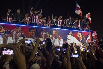 Las mejores imágenes del festejo de Chivas