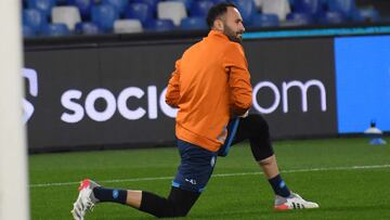 Napoli entrega detalles de la lesi&oacute;n muscular de David Ospina.