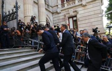 Messi llega a los juzgados de Barcelona.